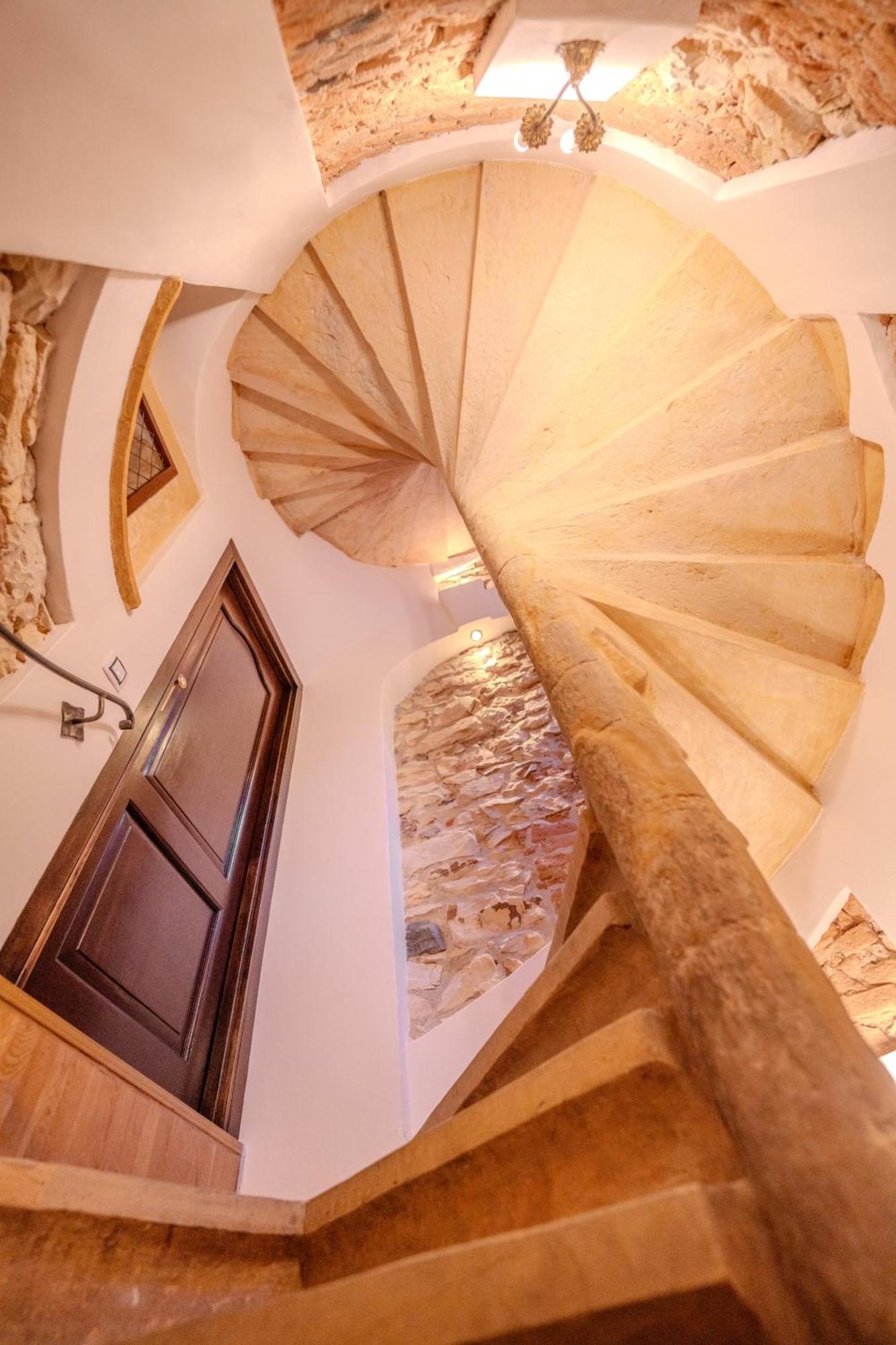 2-floor Traditional Praga