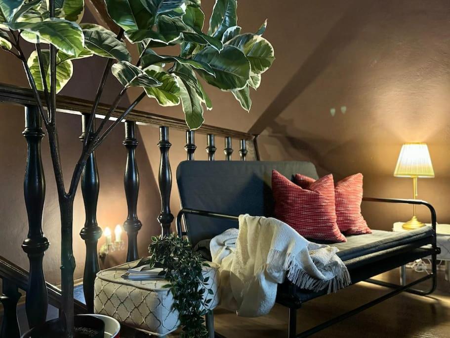 Apartment 2-floor Traditional Prague